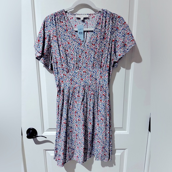 Loft Floral dress, size 2P - Picture 1 of 8